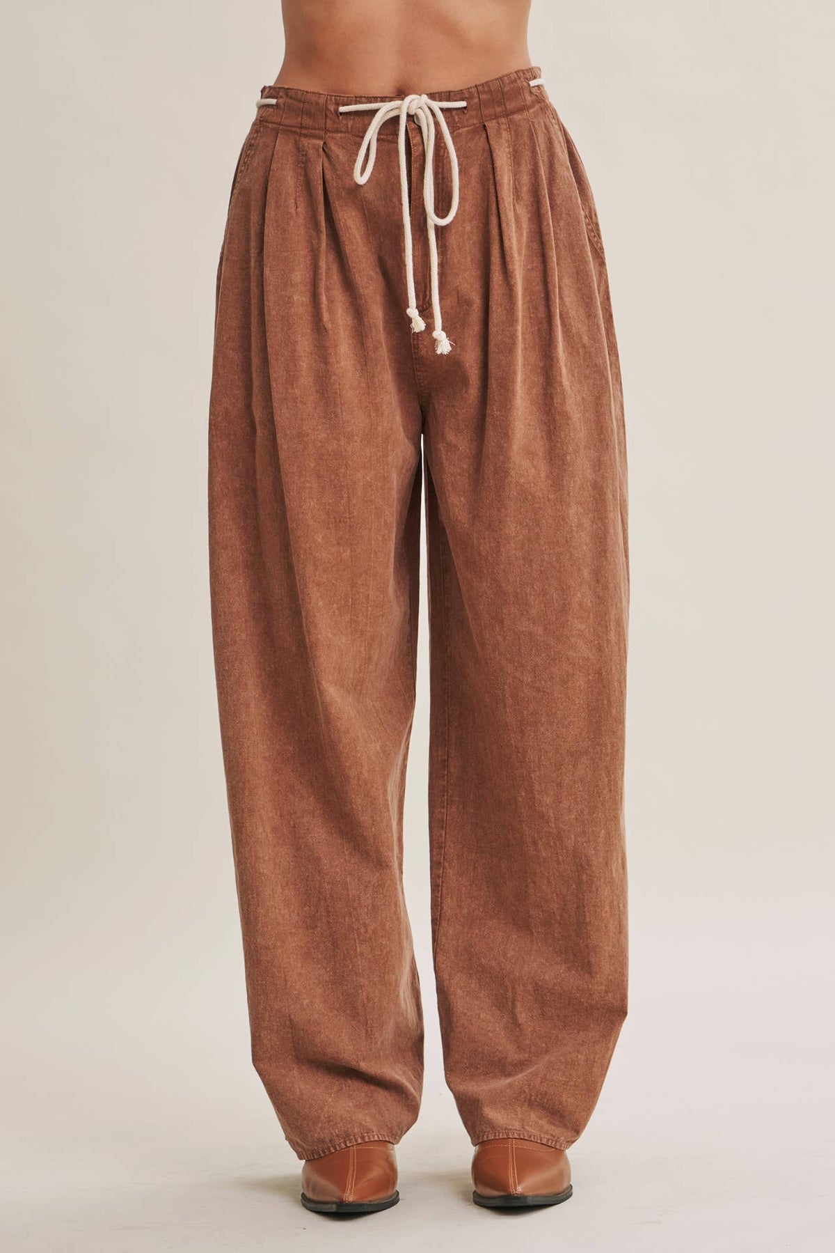 EASY CHOICE MINERAL-WASHED COTTON PLEATED WIDE-LEG PANTS